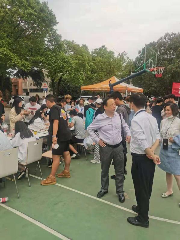 8ae82c6f3f71ecaea59646c502413ce