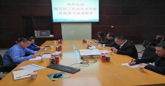 33dda3fa8f94f7539960919535f54ca